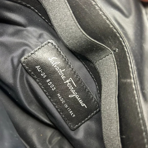 Ferragamo side bag good condition in and out